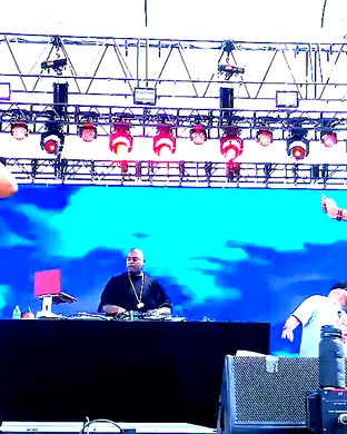 E-40