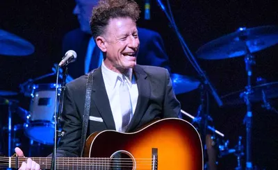 Lyle Lovett