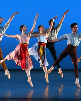 Ballet Folklorico de Mexico de Amalia Hernandez